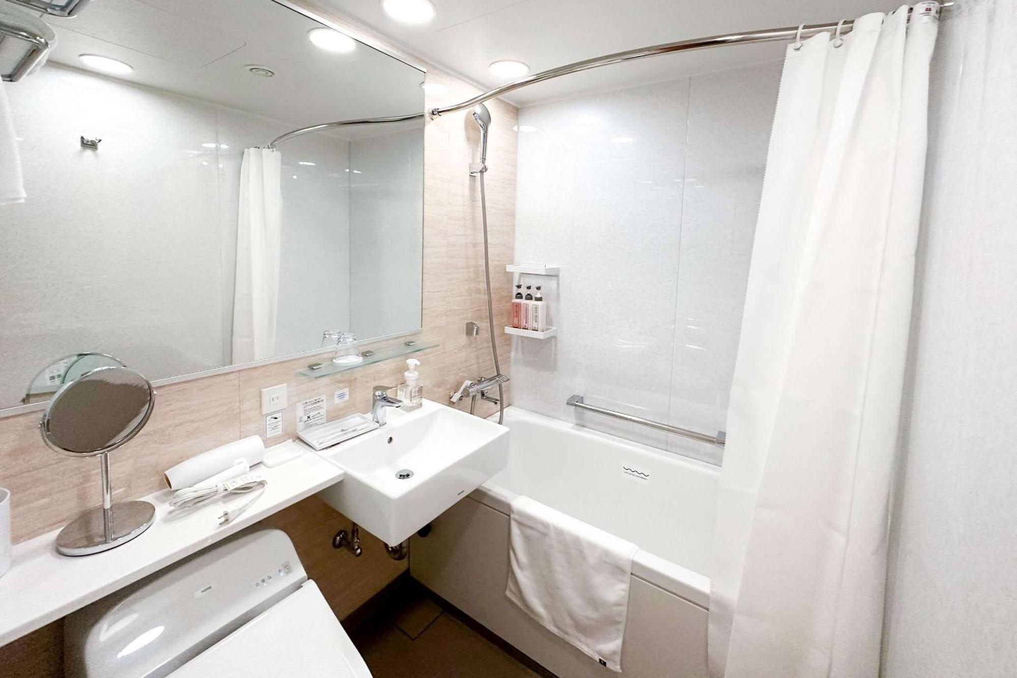 Comfort Hotel Yokkaichi Exterior foto